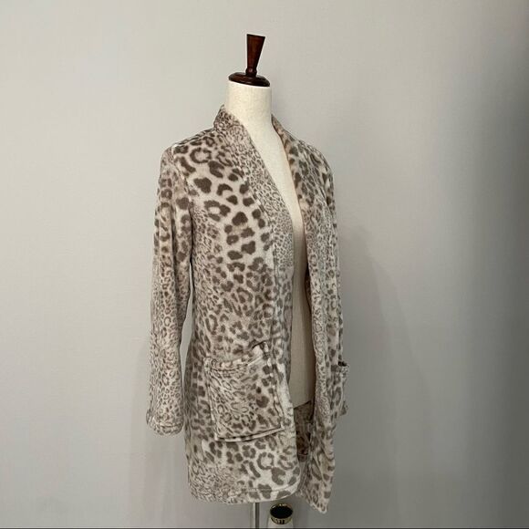 𝅺N Natori Animal Print Cardigan Size S/M - Picture 4 of 11